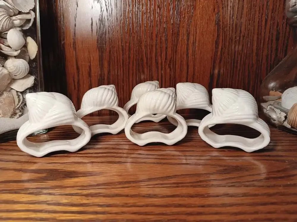 VTG White Ceramic Seashell Napkin Ring Set of 6 Coastal Beachy Decor 2 x 2.5